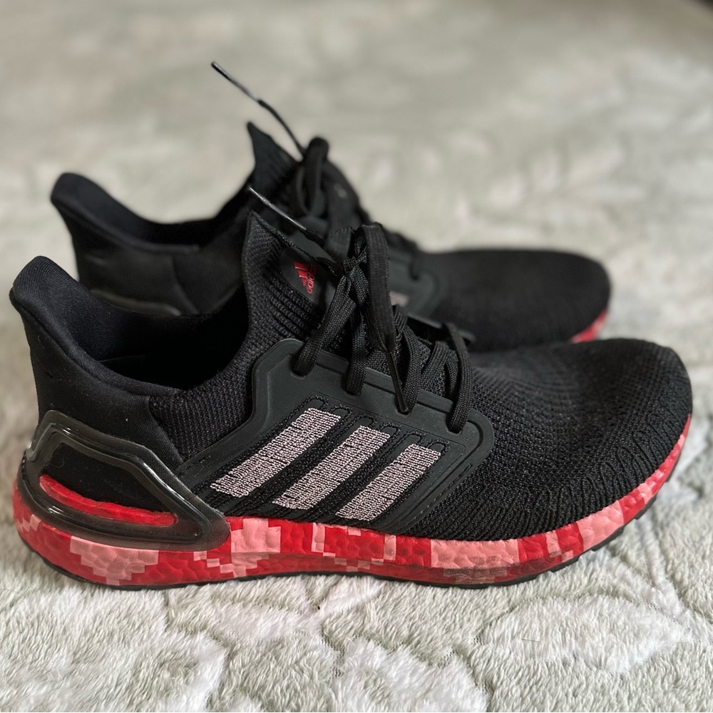Adidas Ultra Boost 2.0 - Valentine’s Day 2020 - women’s size 10